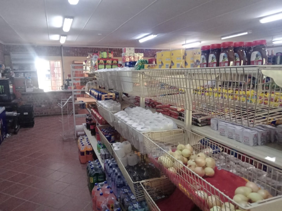 Commercial Property for Sale in Paradise Beach Eastern Cape